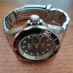 Men's Invicta Watch *does not work*