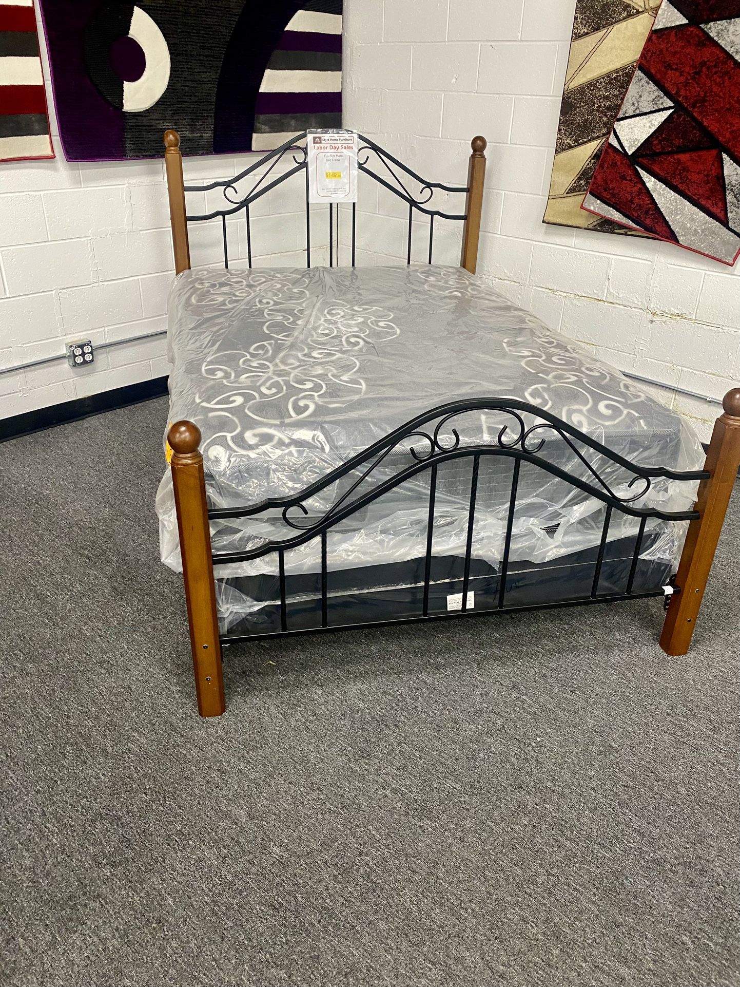 Full Size Bed Frame $149.99