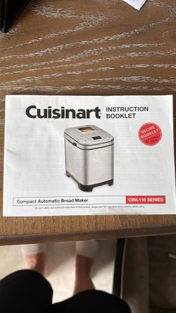 Cuisinart Bread Maker with instruction Booklet