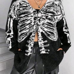 Skull Zipper Sweater Fuzzy 