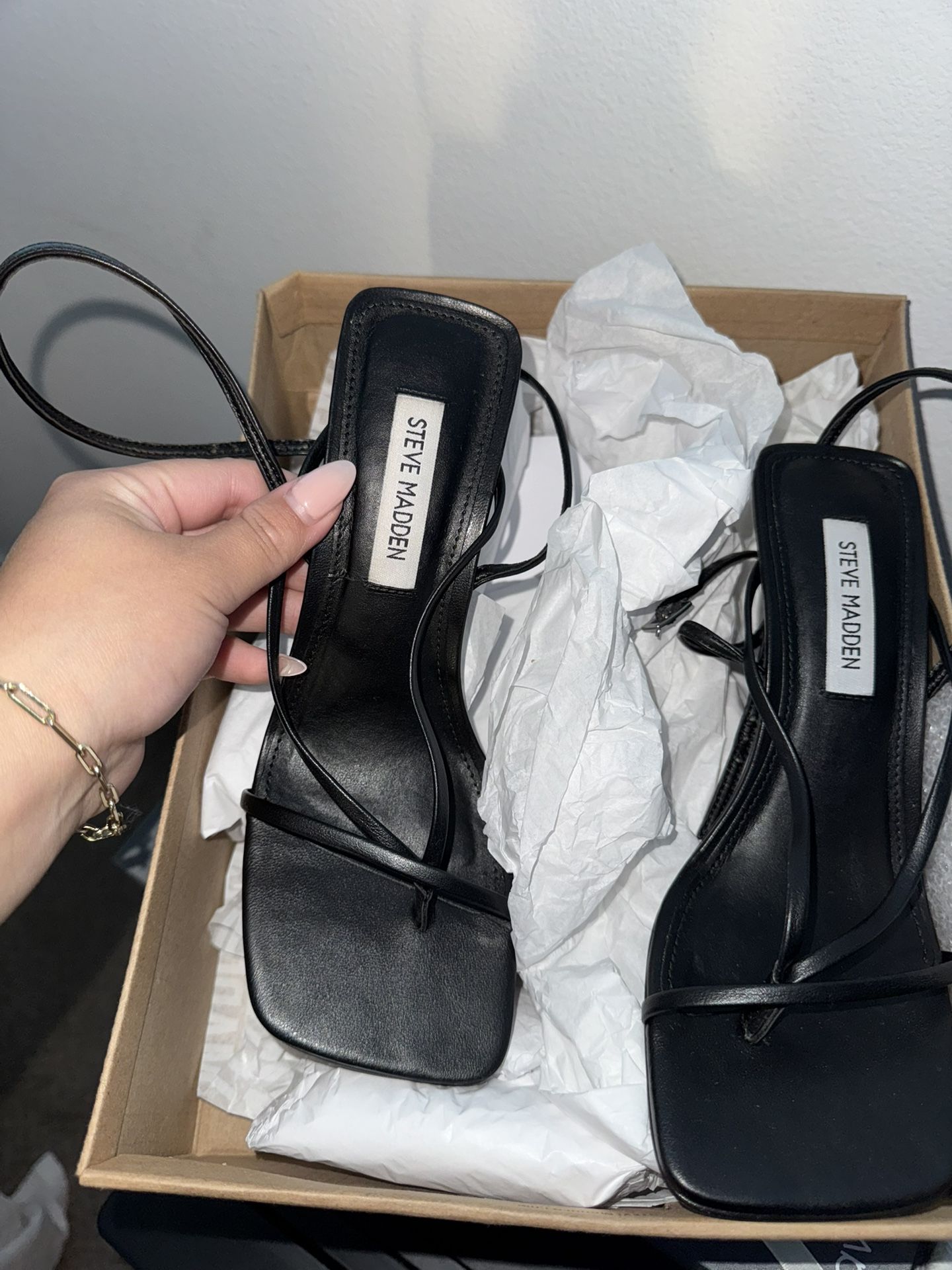 Steve Madden Annie Black Heels 