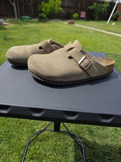 BirkenStock Clogs (Size 9-9.5)