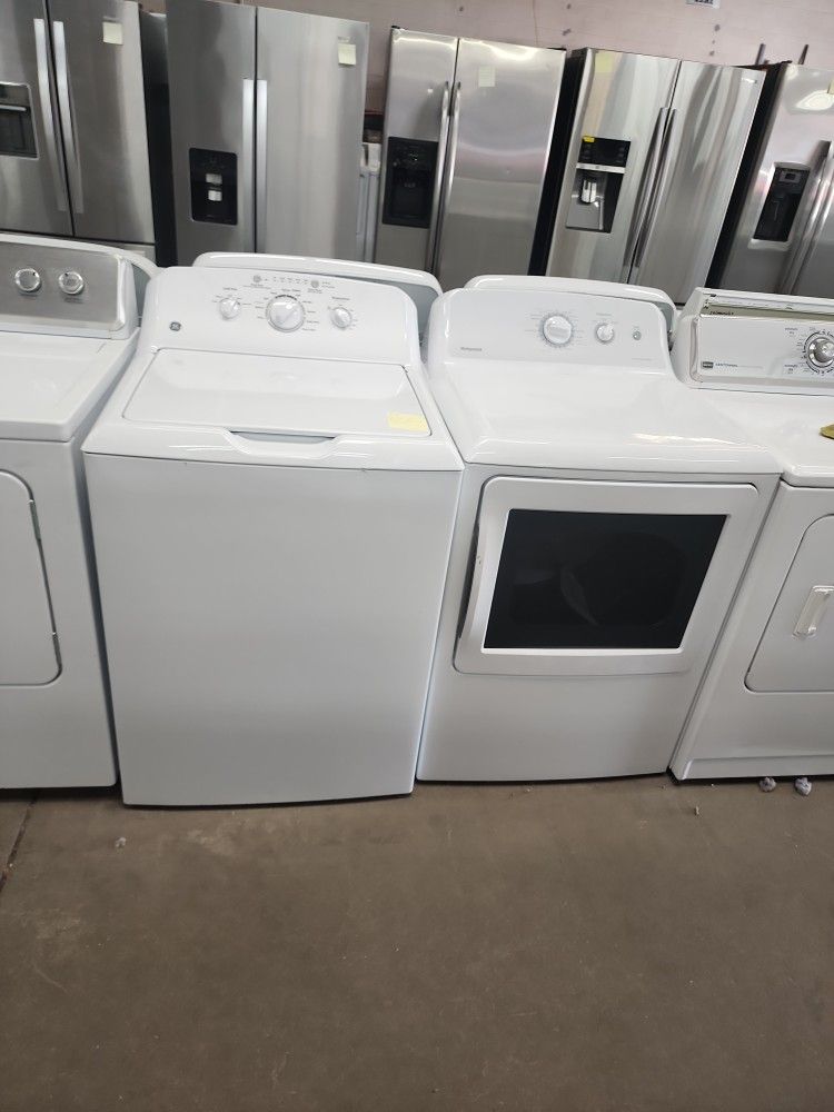 Ge Hotpoint Capacity Agitator Washer Dryer Set