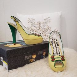 Gwen Stefani Harajuku Laila yellow heels