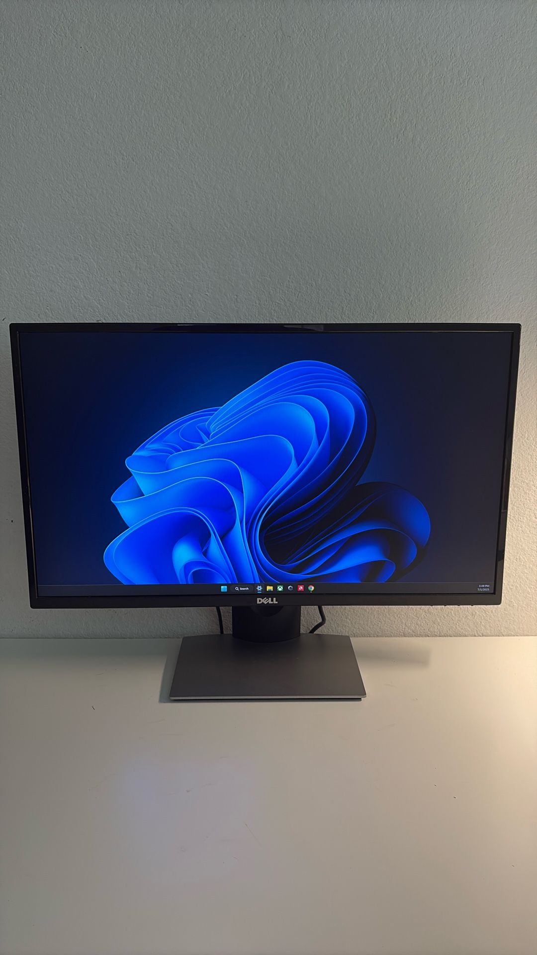Dell 27 Inch Monitor 