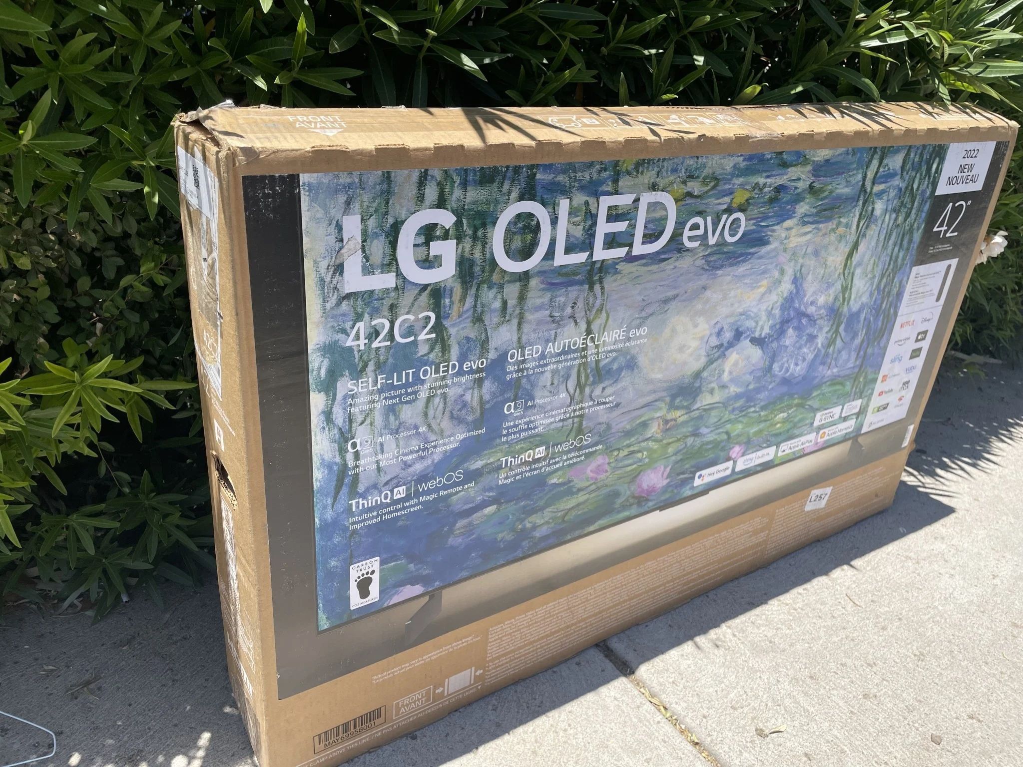 HUGE CHRISTMAS SALE 42" LG 4K OLED HDR SMART OLED42C2AUA