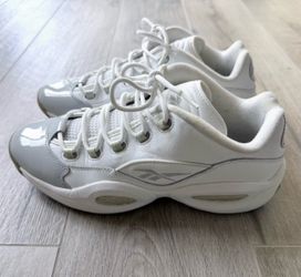 Reebok Allen Iverson Question Men’s Sneakers Shoes (Size 13)