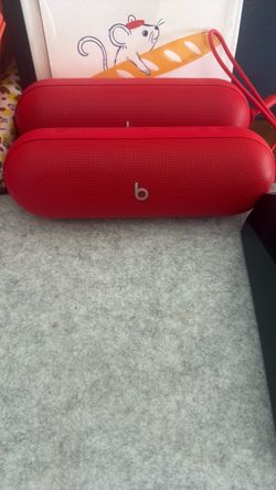 Beats Pill