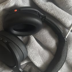 Skull candy anc 2 with box new