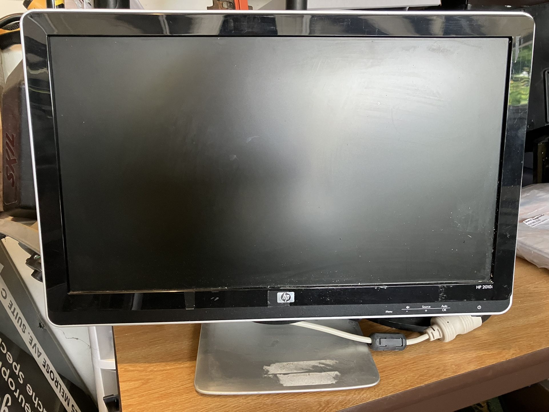 HP 2010i 20-Inch Diagonal LCD Monitor
