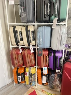 21” Carry-On Luggage – Brand New – $25 Brand new 21” carry-on luggage, perfect for weekend trips and traveling! 💰 $25 FIRM – No negotiating! 📦 Bra