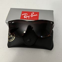 NEW original Ray Ban