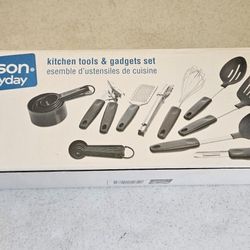 Kitchen Tools And Gadgets Set