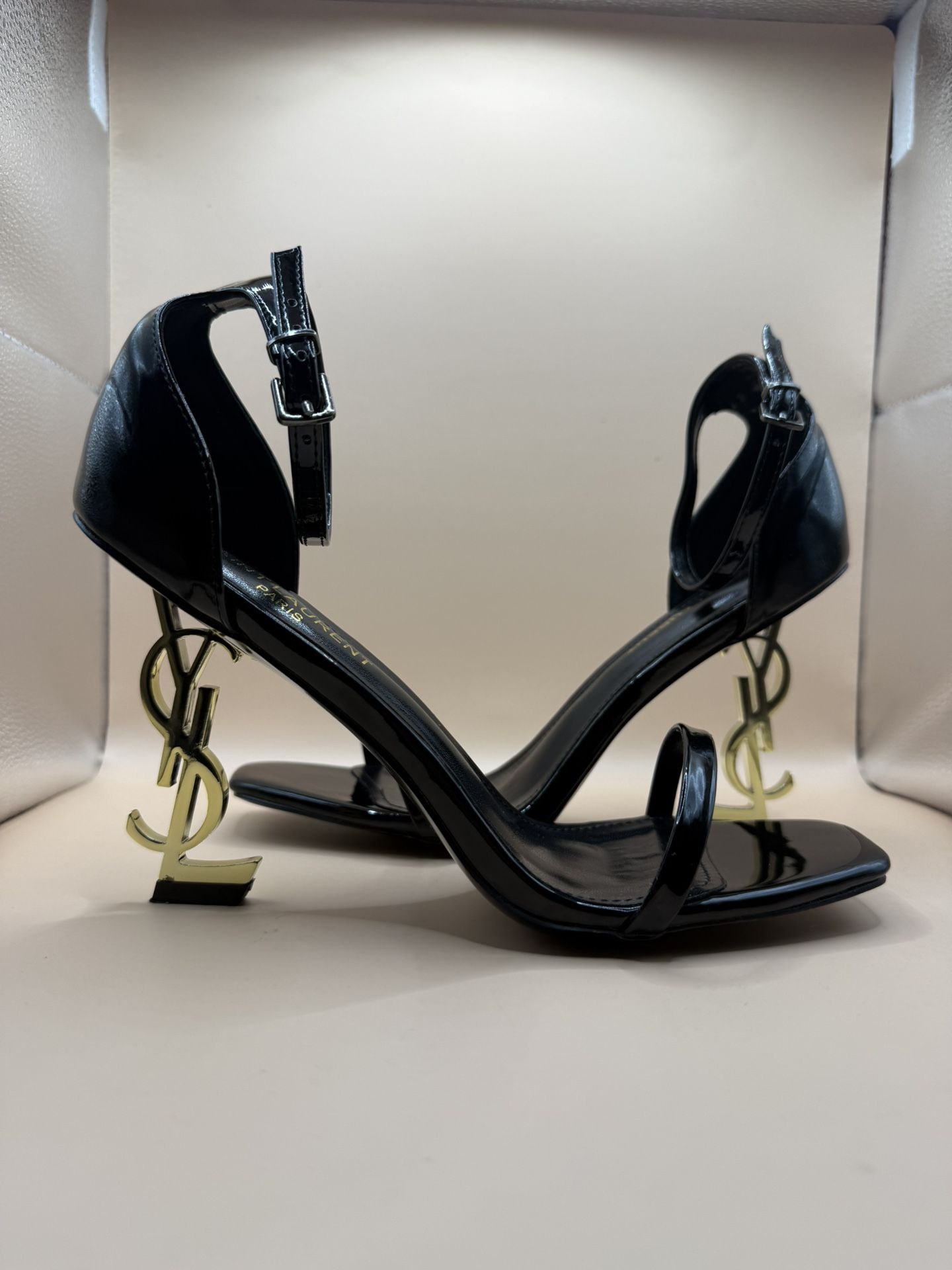 WOMEN’S YSL OPYUM SANDALS/HEELS IN PATENT LEATHER