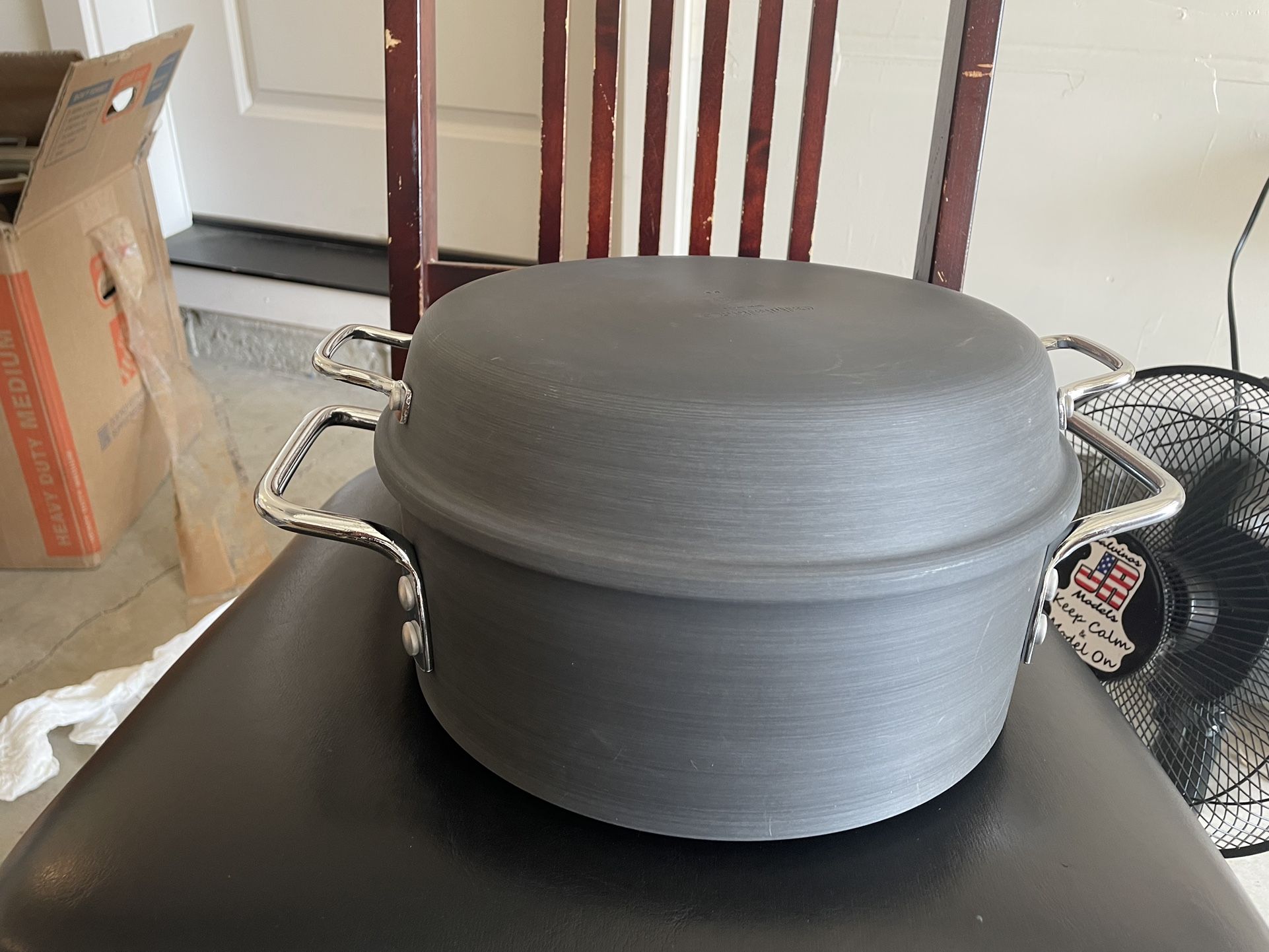 Calphalon 5 qt Sauteuse Pan With Lid #C302