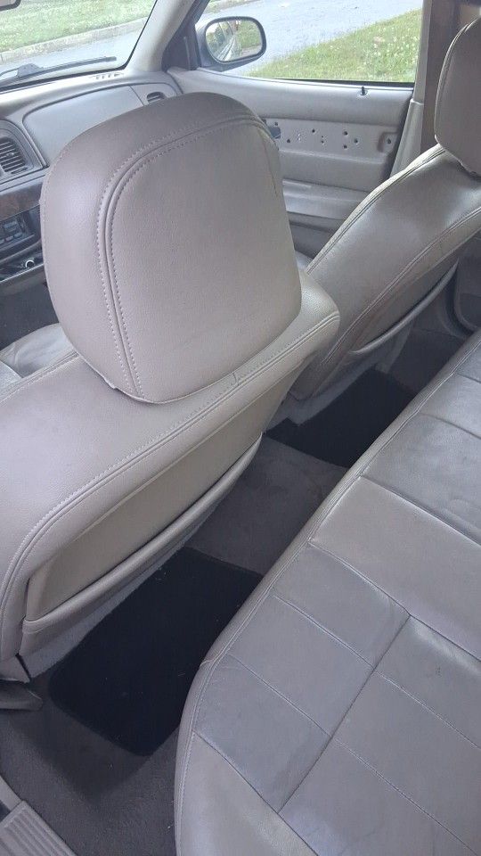 2005 Mercury Grand Marquis