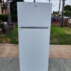 Whirlpool Refrigerator 18cu Ft 28x29x68👌👍3 MONTHS WARRANTY 