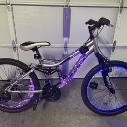 Mongoose Maxim Girls Mountain Bike for Sale in San Diego CA