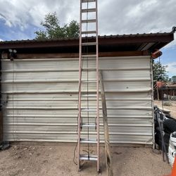 28 Ft Ladder 