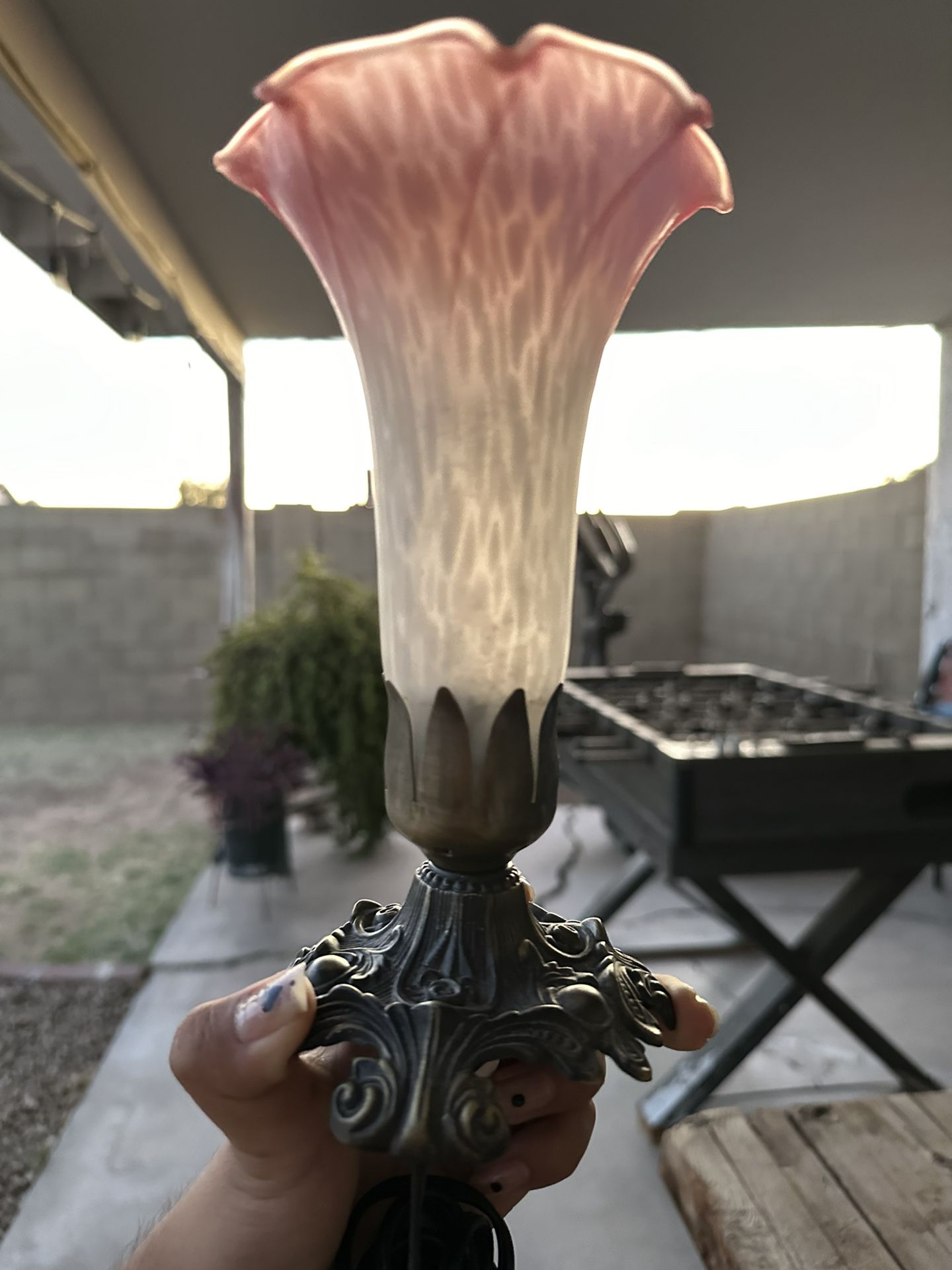 Meyda Tiffany Pink Floral Tulip Lamp 