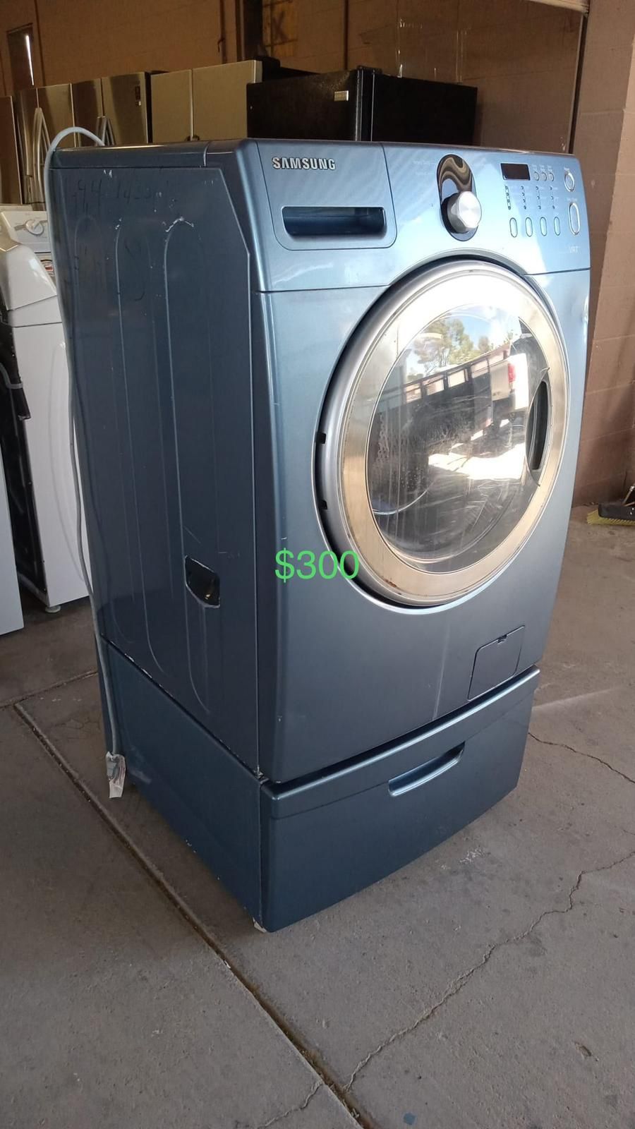 Beautiful Samsung Gas Dryer.