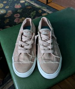 Blowfish Maxine Fixed-Lace Canvas Sneakers (For Women) - Size 8