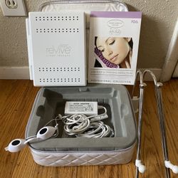 Revive Light Therapy Professional Collection 