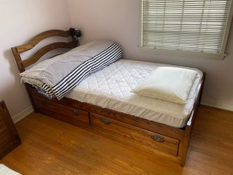 Twin Frame with Drawers.
