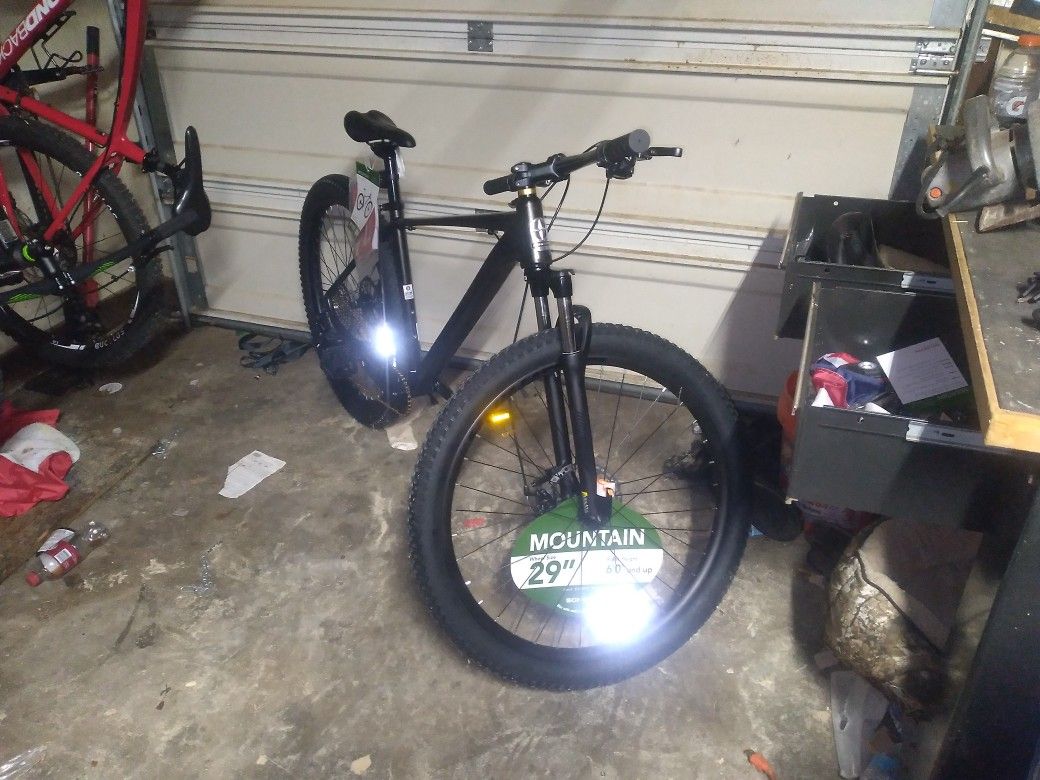 Schwinn Axum Mtb New