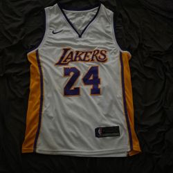 Kobe Bryant Jersey Size Large