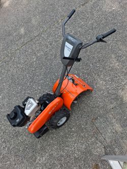 Husquvarna  CRT Self Propeled Garden Tiller Excellent Condition. Pick up fremont sea. No no ball offers please. No  Trades. Many other tools for sale.