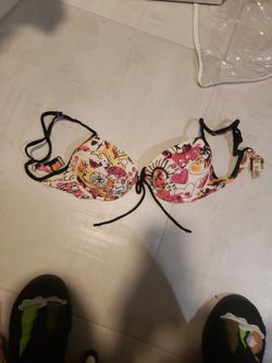 Victoria Secret Swim Bikini Top 34B