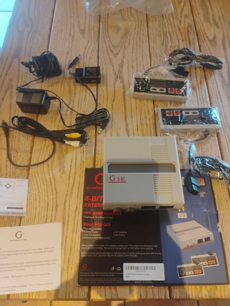GAMERZ TEC 8 Bit NES Clone System Complete OPEN BOX