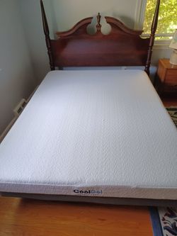 Hardly Used Double Bed Set (Mattress & Box Spring)