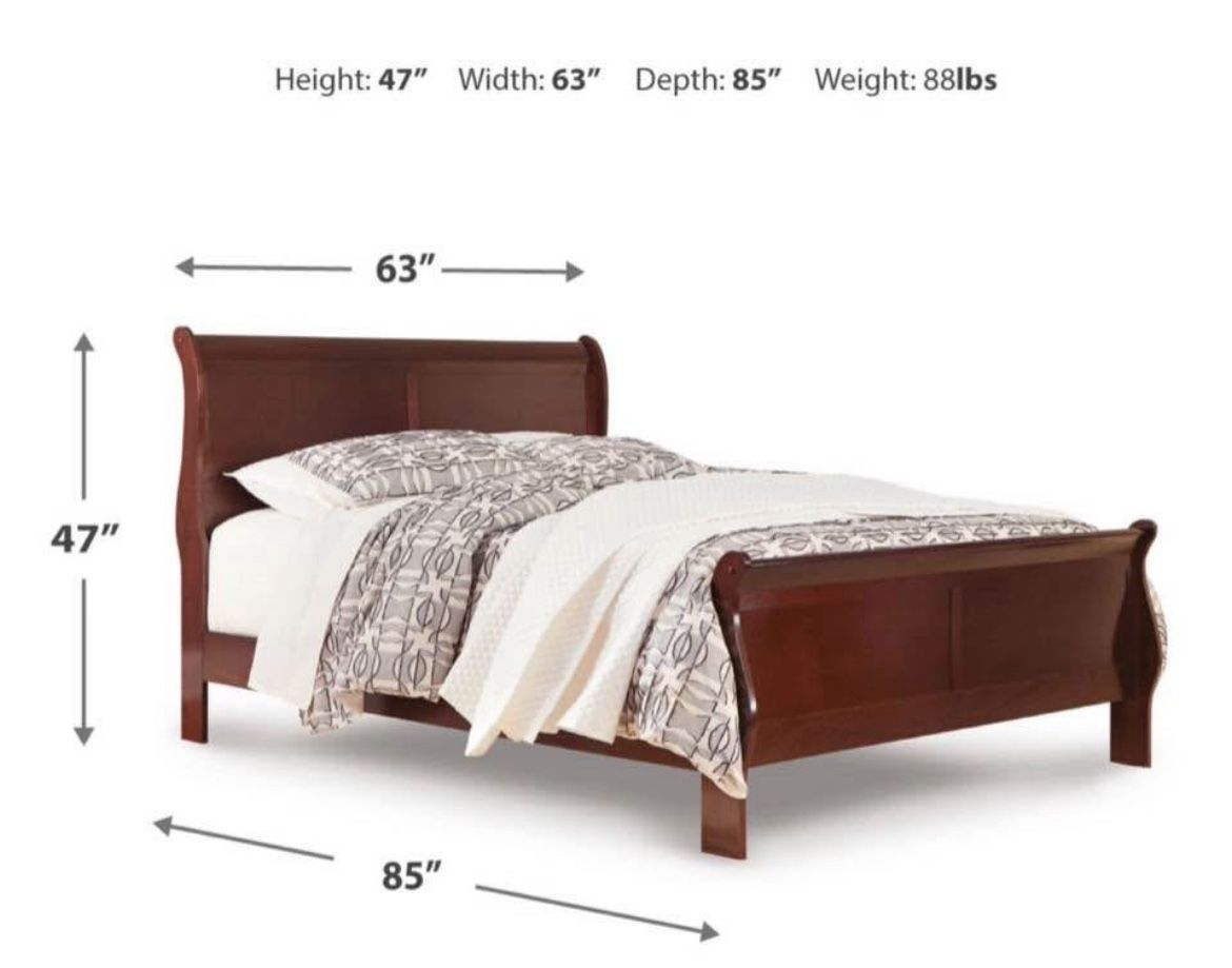 🛏 Queen Sleigh Bed – 63 x 85 x 47 | Ashley Furniture