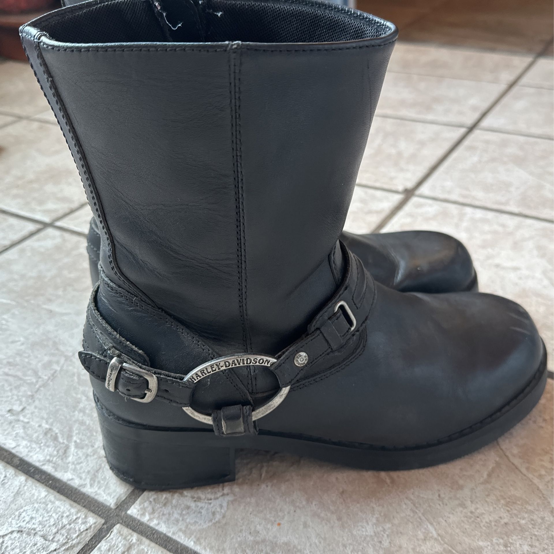 Womans Harley Davidson boots