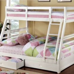 Twin/ Full Bunk Bed