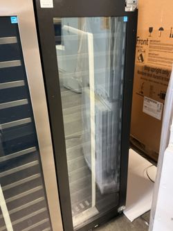 Zephyr PRW24F02CPG Freestanding Wine Fridge (Open-Box / Scratch & Dent)