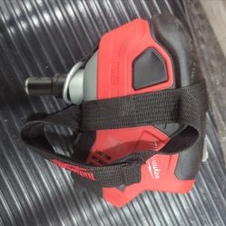 Milwaukee palm nailer