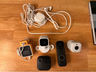 Blink security Cameras and Doorbell bundle