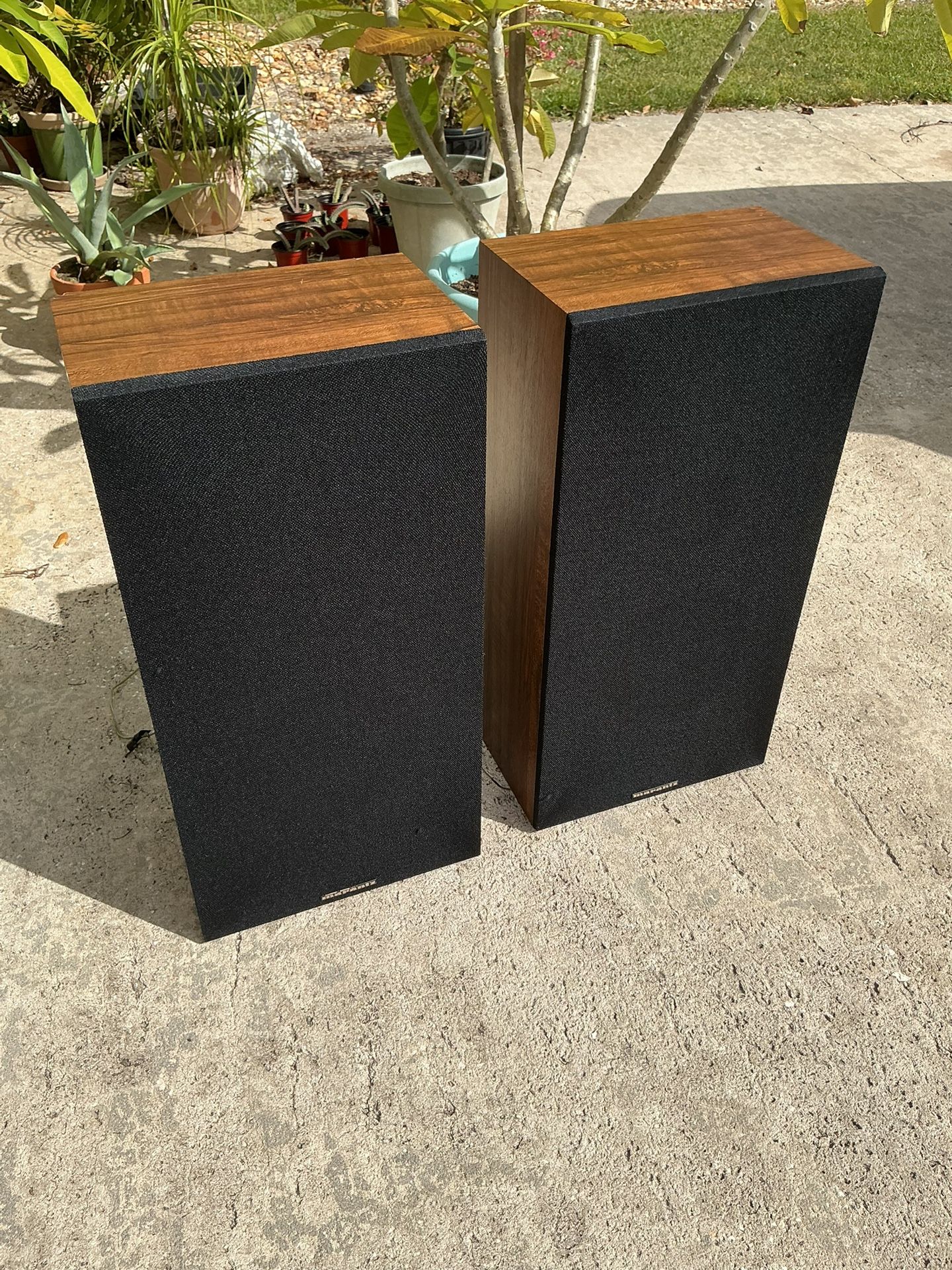 VINTAGE MARANTZ SP800 STEREO SPEAKERS