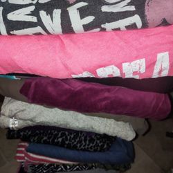 Sweat Pants And Leggings