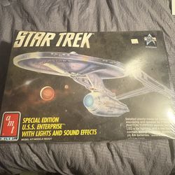 AMT Model Star Trek USS Enterprise 