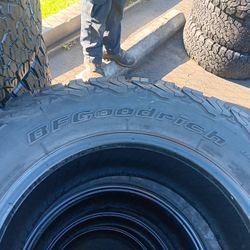 4 llantas Lt 265 70 R17 Bfgoodrich All Terrain