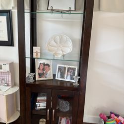 Display Cabinets 