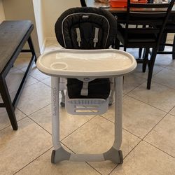 High Chair Chicco 