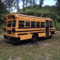 2000 Chevrolet T-Series