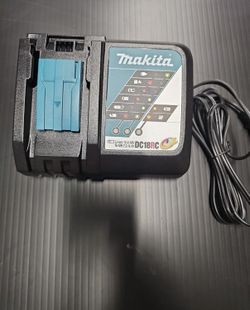 Makita Rapid Charger