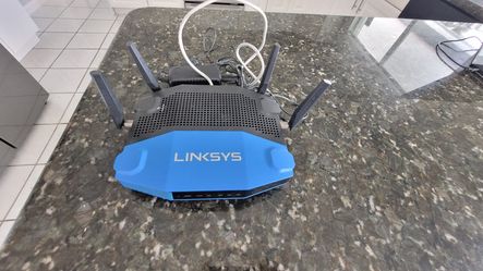 Linksys WRT1900AC Dual-Band Wireless Router