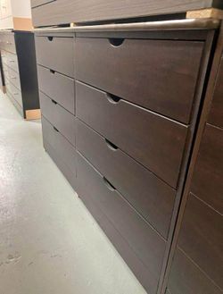 Eight Drawers Dresser
